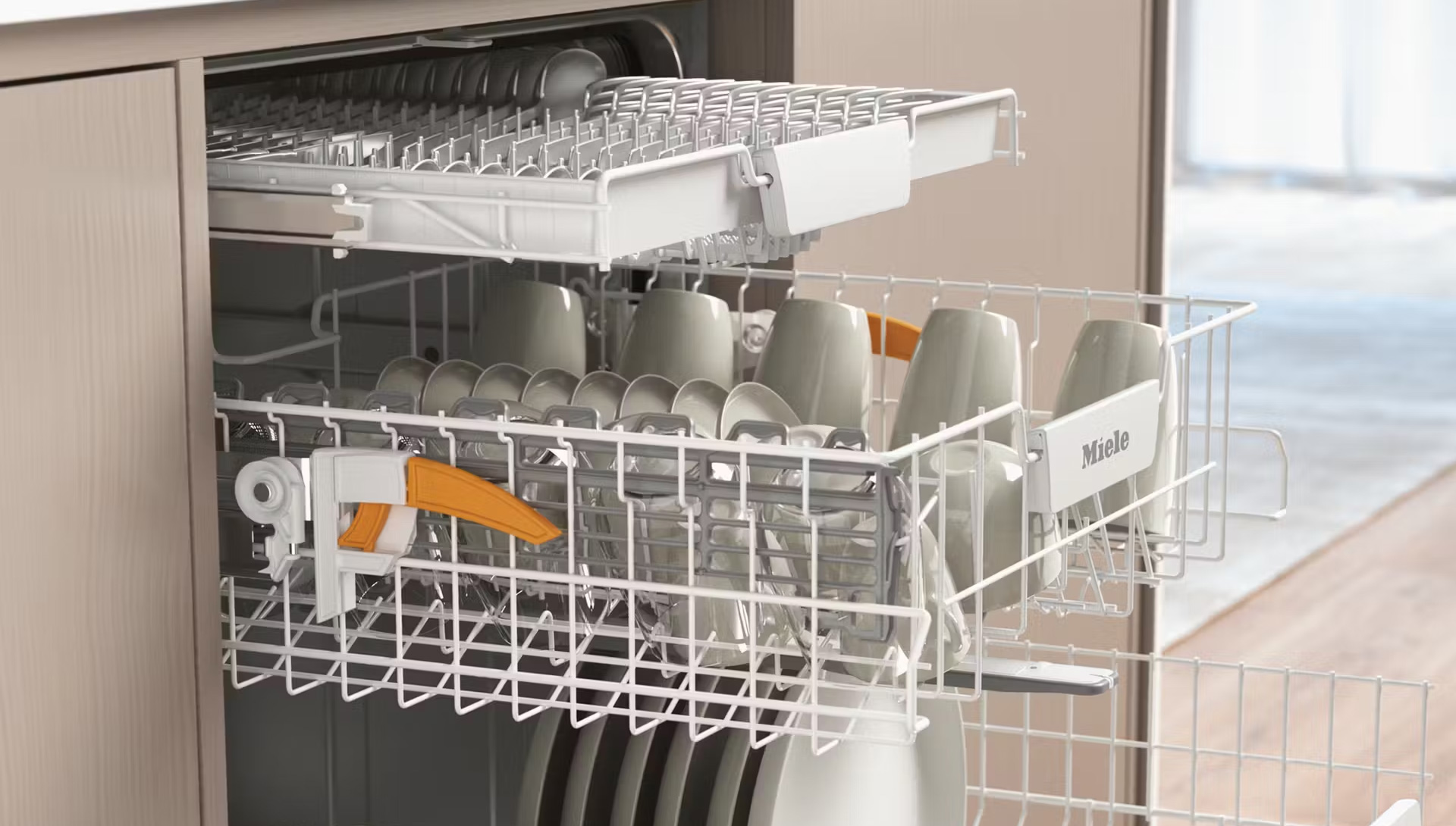 Miele Launches MasterLine: Revolutionizing Dishwashing with Advanced Freshwater Systems